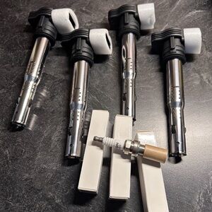 Ignition Coil Pack & Spark Plugs Set of 4 for Audi A4 A5 VW Tiguan